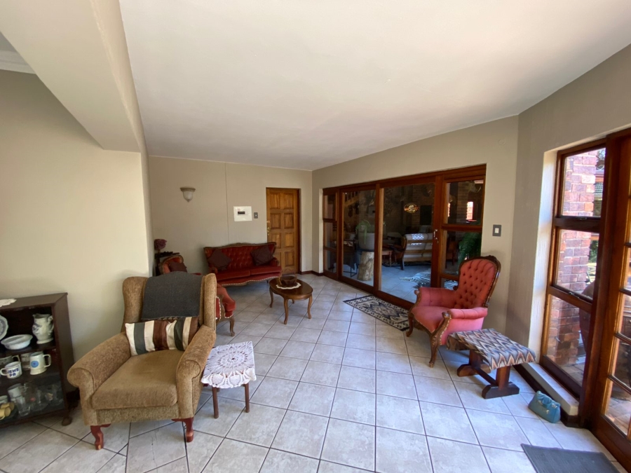 8 Bedroom Property for Sale in Grimbeeck Park North West